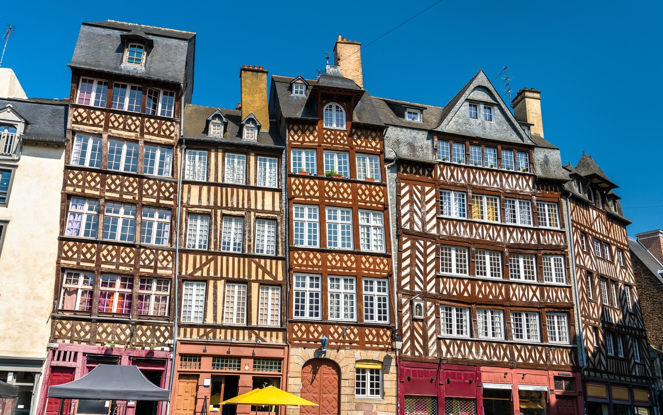 Maisons à colombages traditionnelles de la vieille ville de Rennes - Bretagne, France